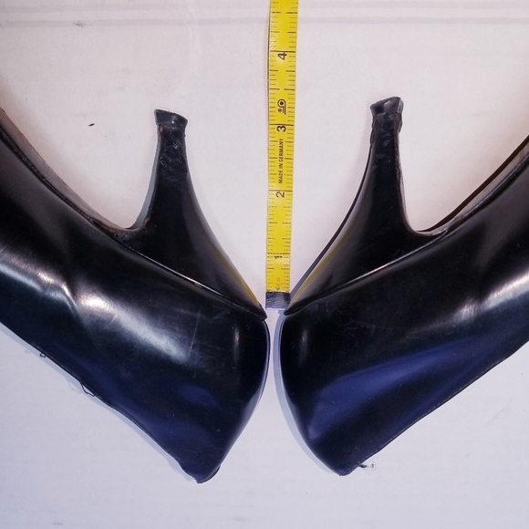 Celine | Black Cutout‎ Pumps, size 38.5 - Picture 7 of 10